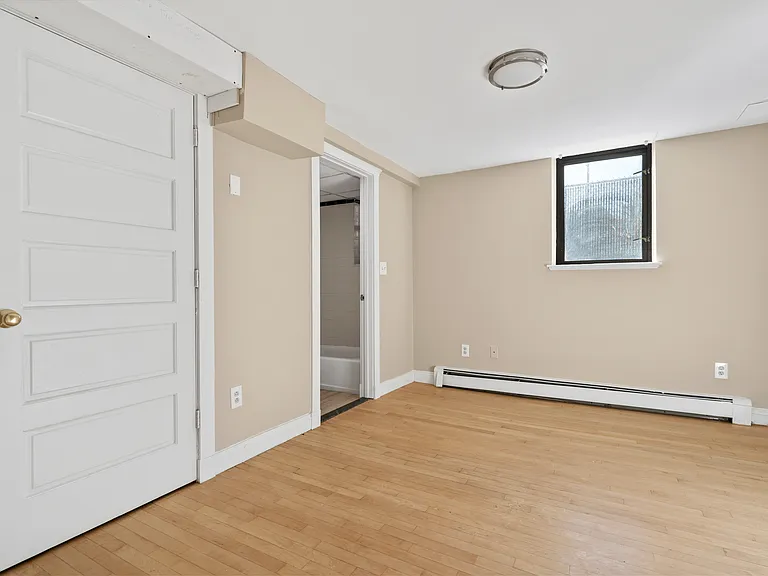 Pleasant Court — Photo 26