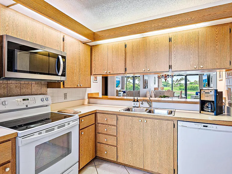 601 S Seas Dr #106 — Photo 7