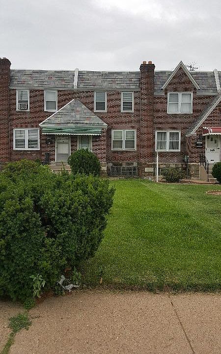 1st image of 2032 Devereaux Ave