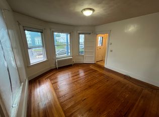 32-34 Sisson St #1, Pawtucket, RI 02860