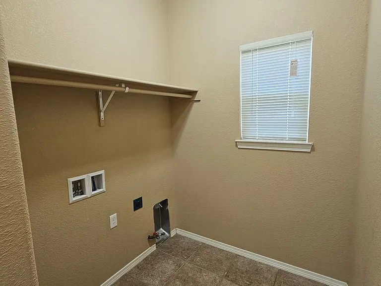 12185 Copper Valley Ln — Photo 28