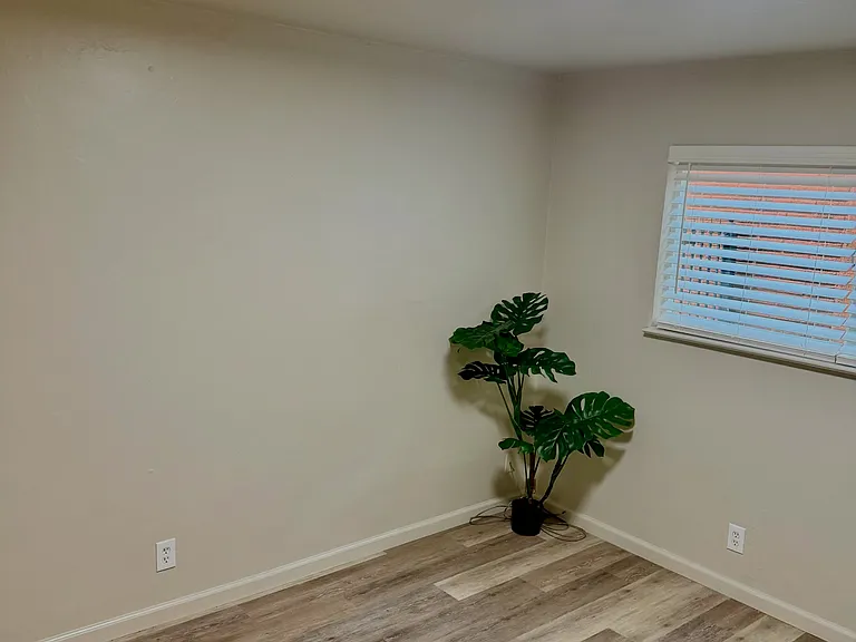 9305 Oscar Ave #2 — Photo 5