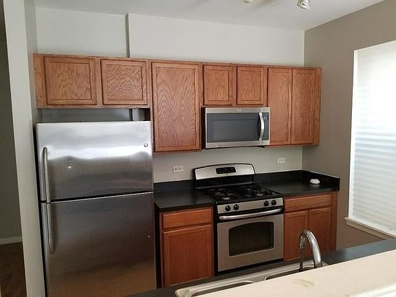 4th image of 819 S Kedzie Ave Unit B
