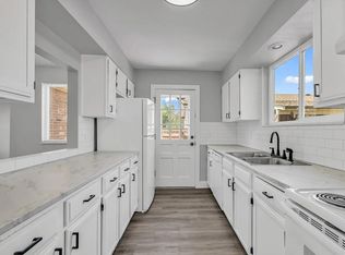 129 Eaton Ct, Lakewood, CO 80226
