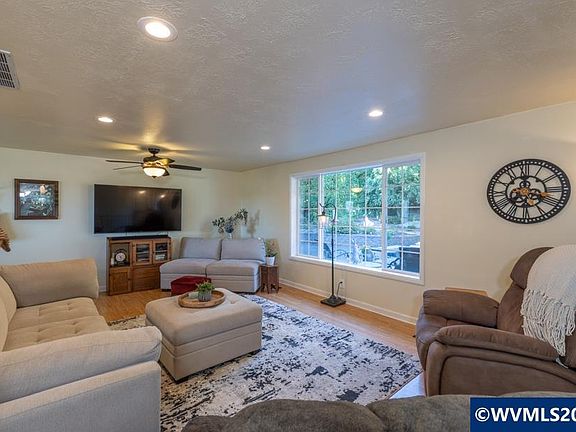 5th image of 2918 Maranatha Ct SE