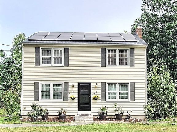 2nd image of 120 Spring St