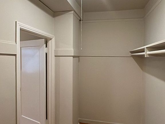 3rd image of 2905-2911 Van Ness Ave #202