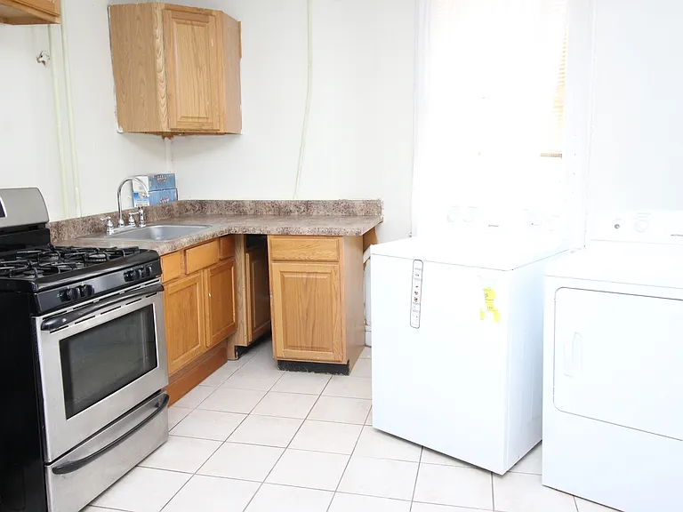 202 W Lorraine Ave — Photo 9