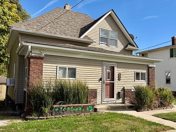 2nd image of 214 S Cottage St