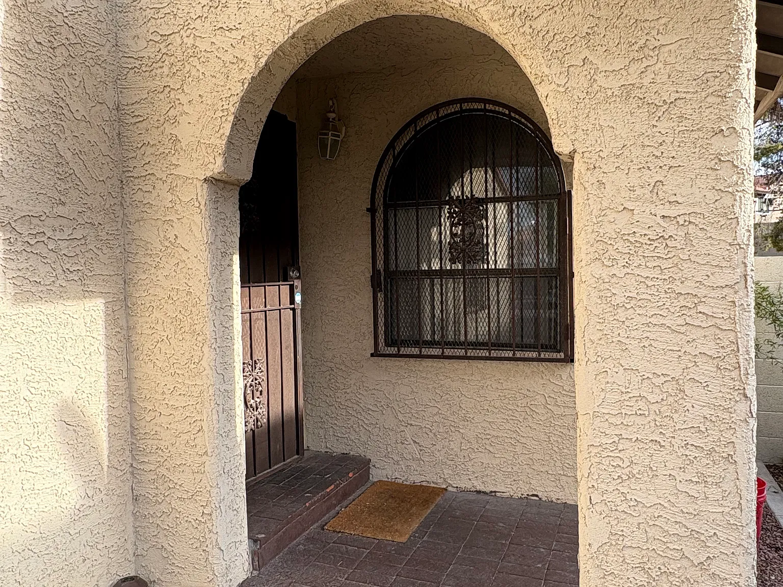 6417 Pearcrest Rd N — Photo 2