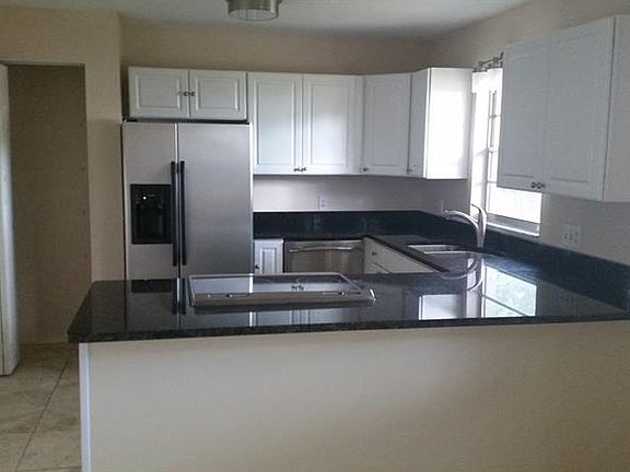 2nd image of 4533 Barton Dr
