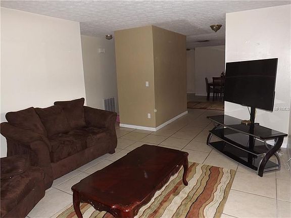 3rd image of 22046 Hidden Oak Pl
