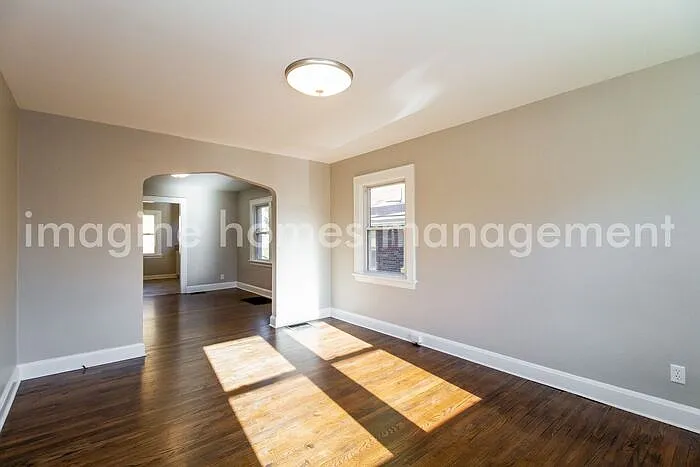 3704 Brotherton Rd — Photo 4