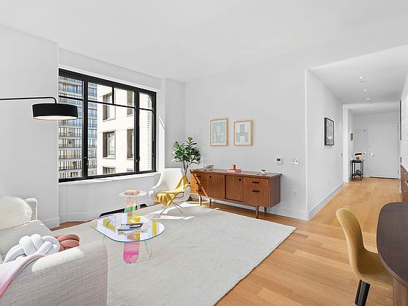 2nd image of 110 Charlton St APT 17F