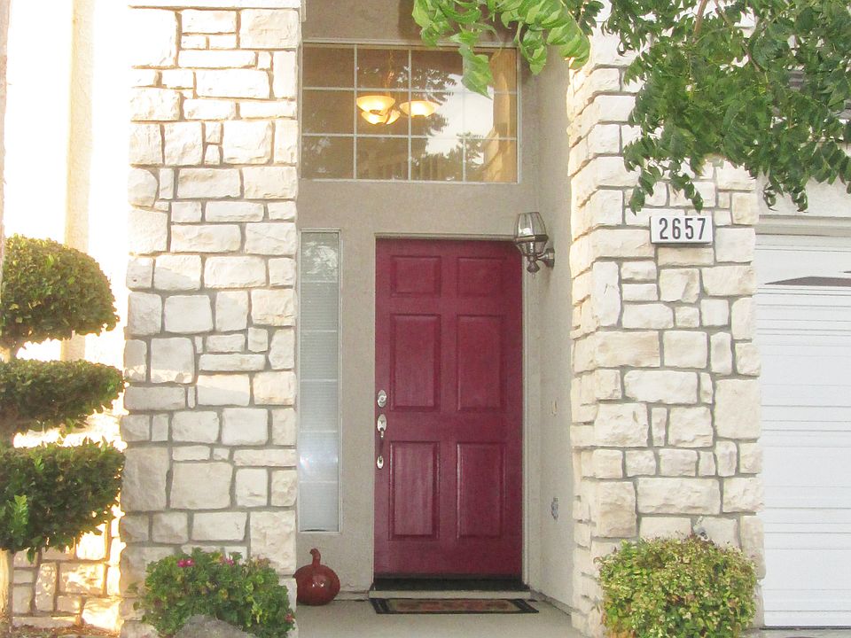 1st image of 2657 Eagle Rock Cir