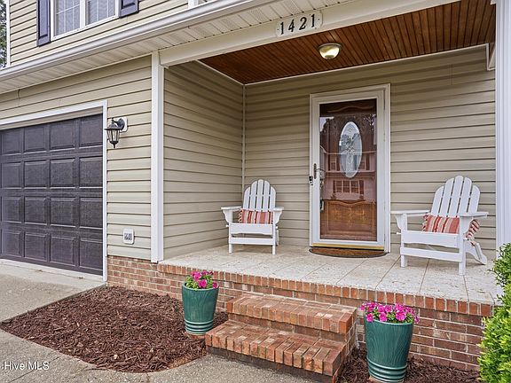 4th image of 1421 Stonington Drive