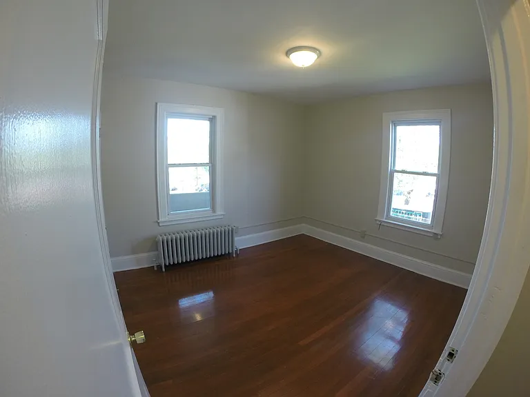 46 Grace St — Photo 10