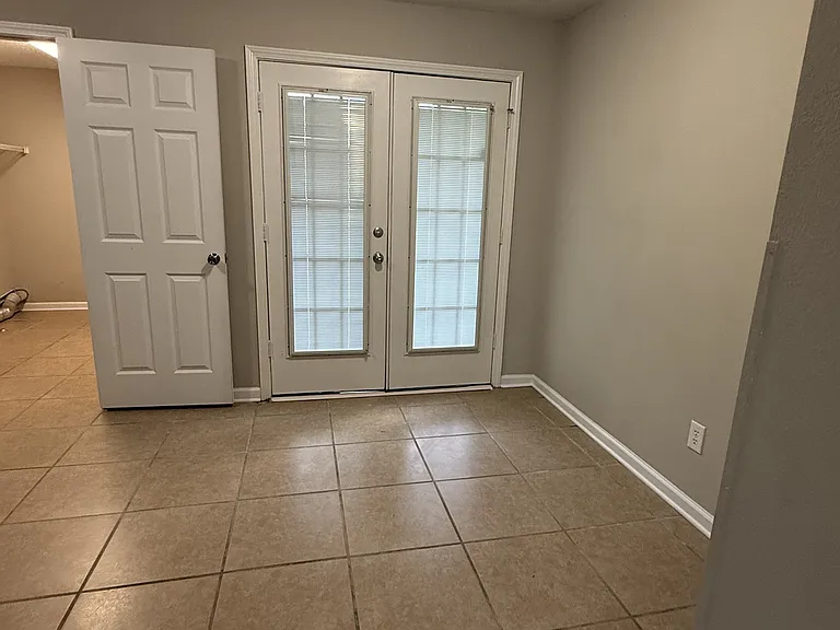 1325 Greendale Ave #38 — Photo 9