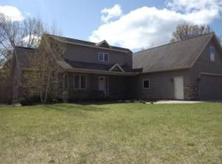 7950 Golfview Ln, Cheboygan, MI 49721