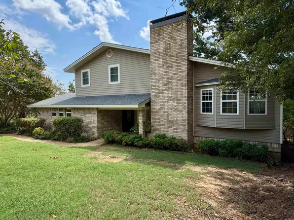 1803 Stonecrest Dr, Searcy, AR 72143