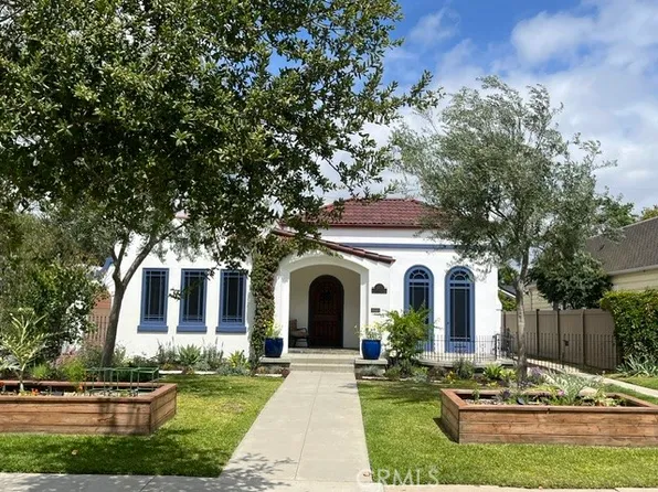 2421 Oakmont Ave, Santa Ana, CA 92706