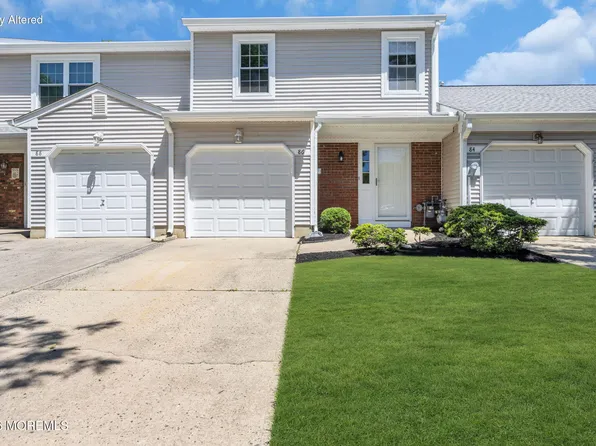 86 Holly Dr, Eatontown, NJ 07724