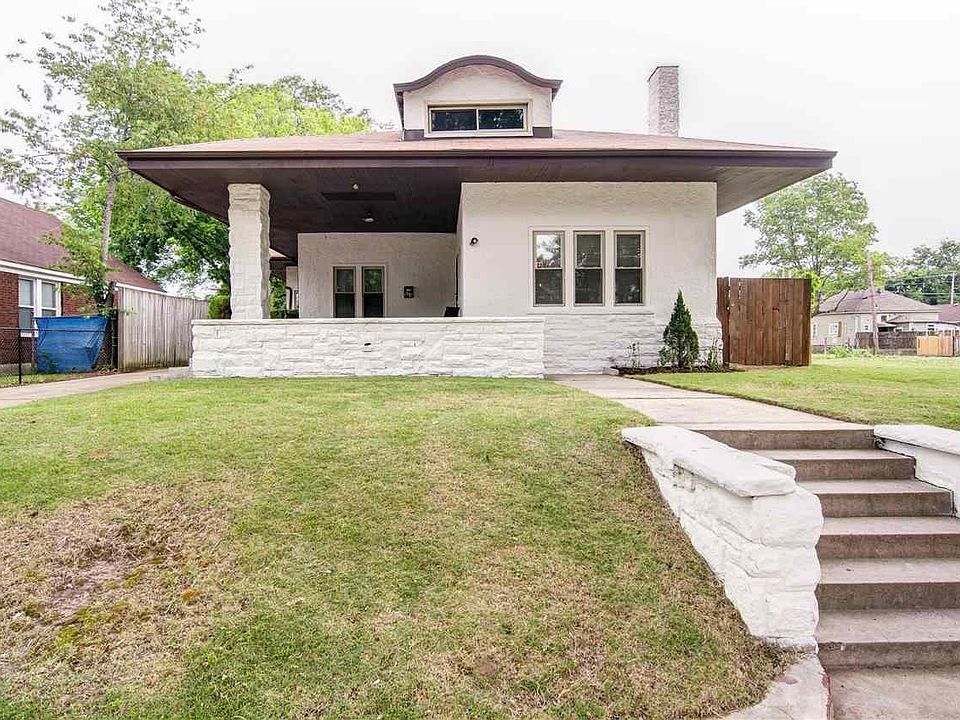 1st image of 824 Parkway Ave