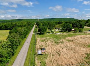 4 Tugmon Rd, Eufaula, OK 74432
