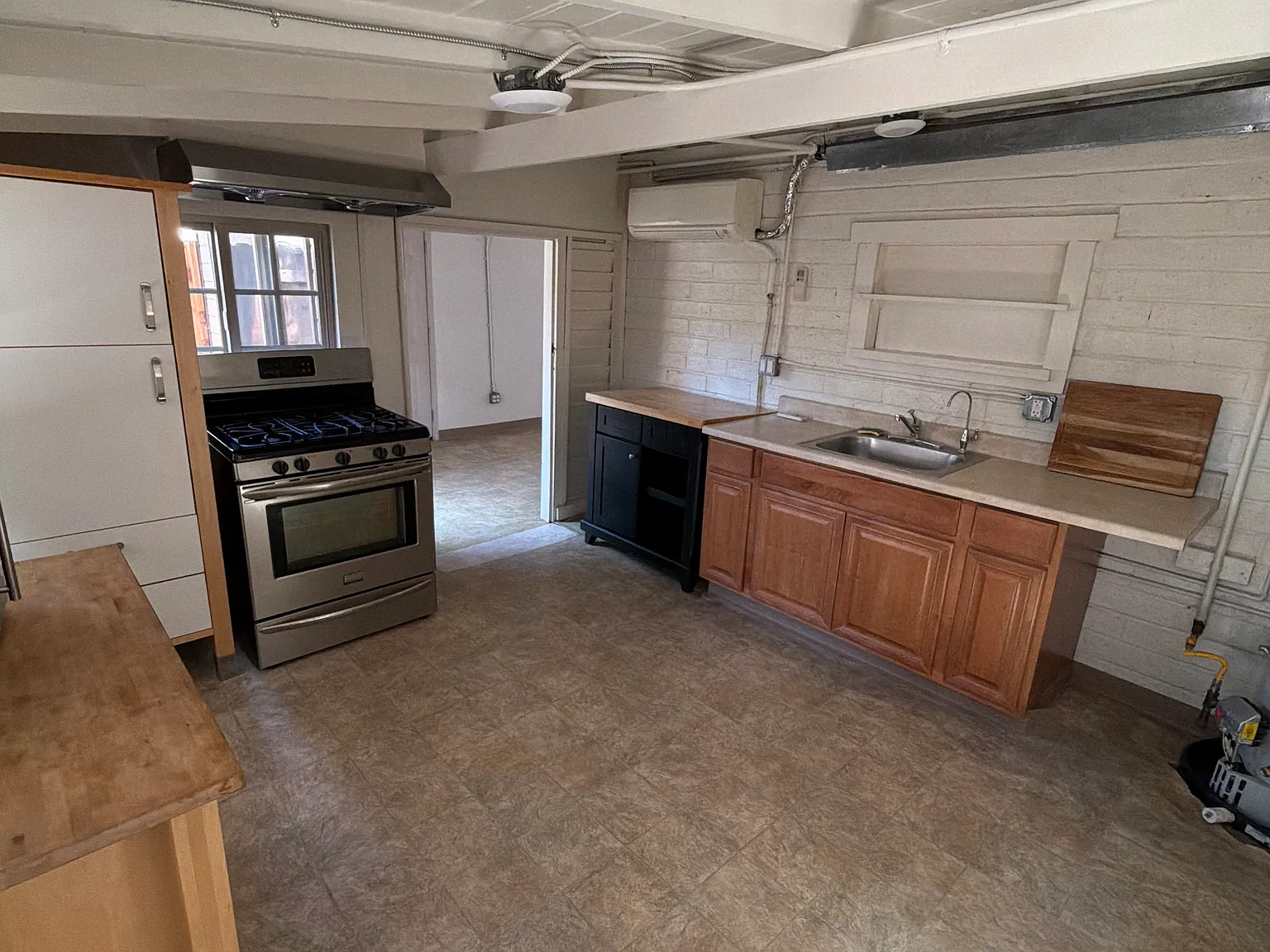 1 bed, 635 sqft, $2,400 — Photo 3