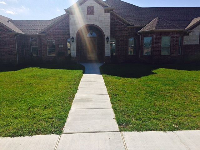 1st image of 289 Brookwood Forest Dr