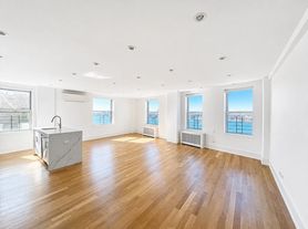 290 Riverside Dr, New York, NY