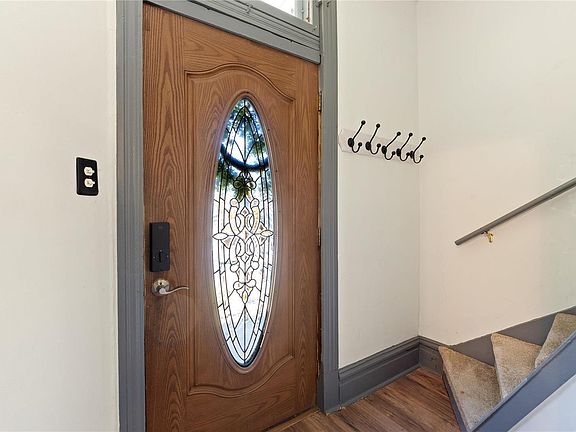 5th image of 4741 Milentz Ave