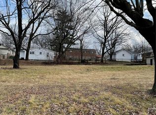 3734 Adie Rd, Saint Ann, MO 63074