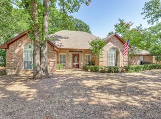 202 Baseline Rd, Aubrey, TX 76227