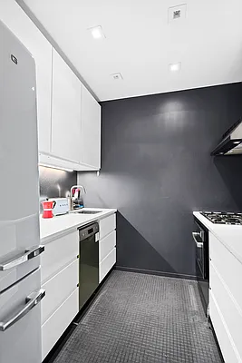 Rented by Corcoran | media 3