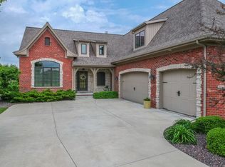 3210 Mulligan Dr, Bloomington, IL