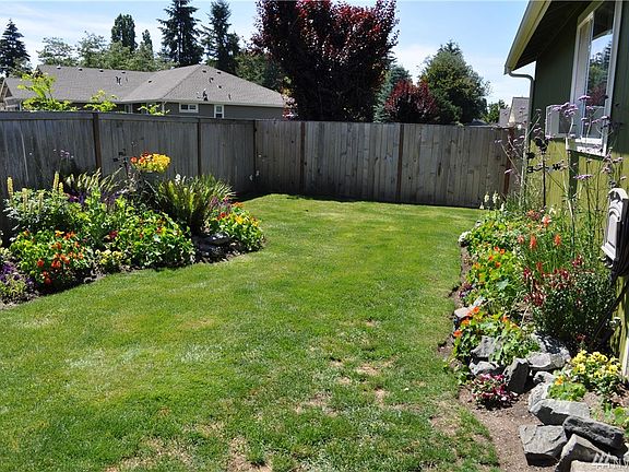 3rd image of 15607 104th Pl SE
