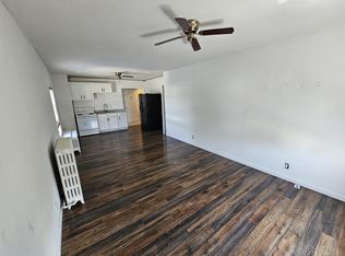 810 E 8th St #B, Anderson, IN 46012