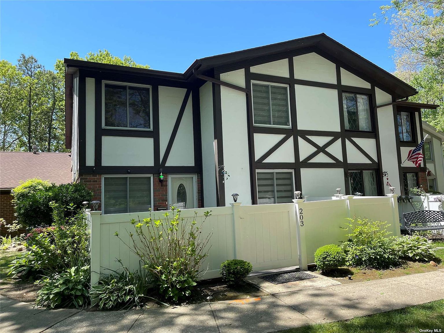 203 Birchwood Road UNIT 203, Medford, NY 11763 Zillow