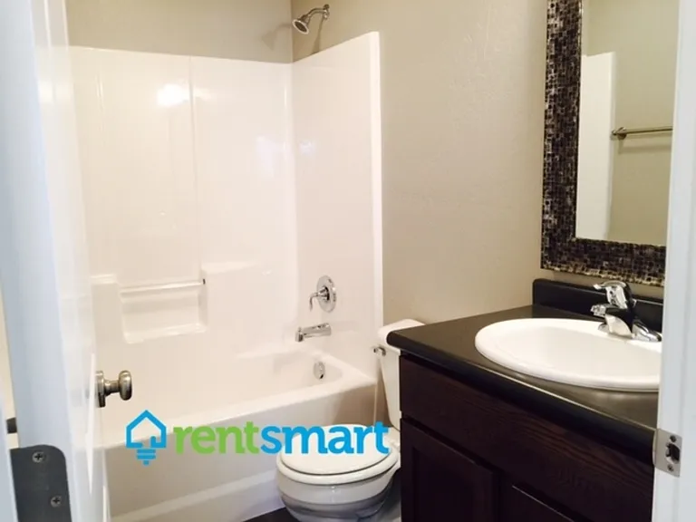 2207 Strand Ave #B — Photo 9