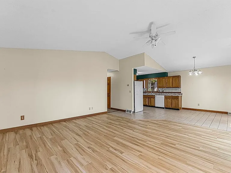 2301 E Lake Mitchell Dr #1 — Photo 9