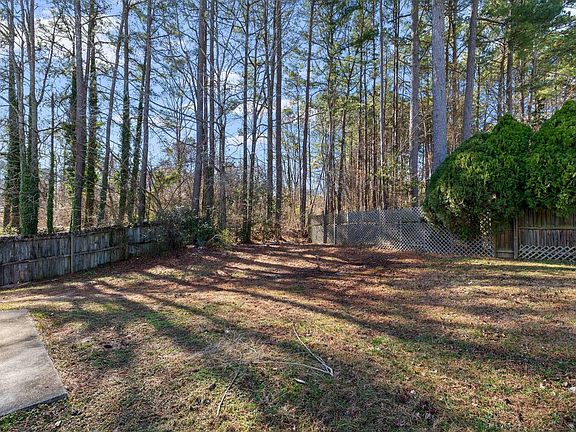 4th image of 2804 Enka Dr