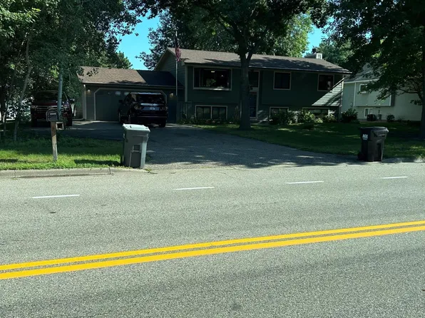 811 County Road F W, Shoreview, MN 55126