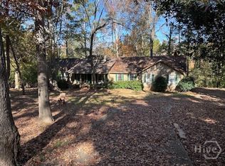 160 Lakeforest Dr, Athens, GA 30607