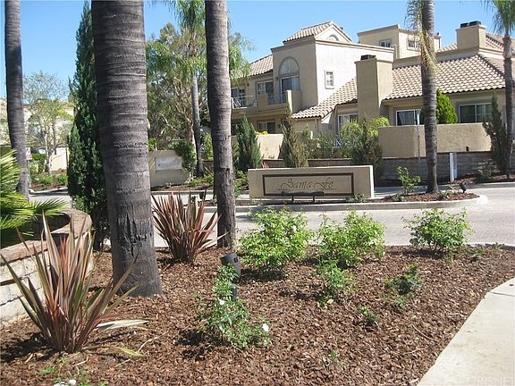 2nd image of 23709 Del Monte Dr Unit 230
