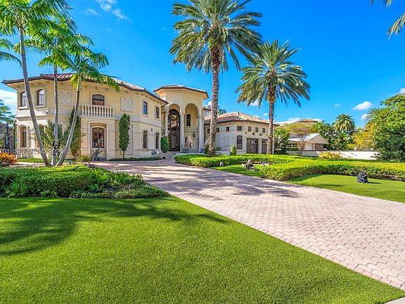 5th image of 680 Golden Beach Dr