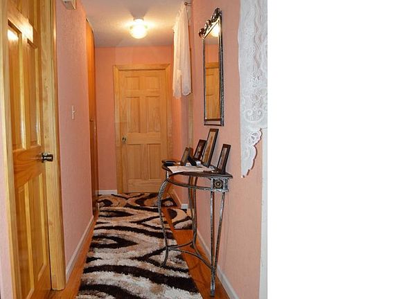 3rd image of 1516 Conkling Ave