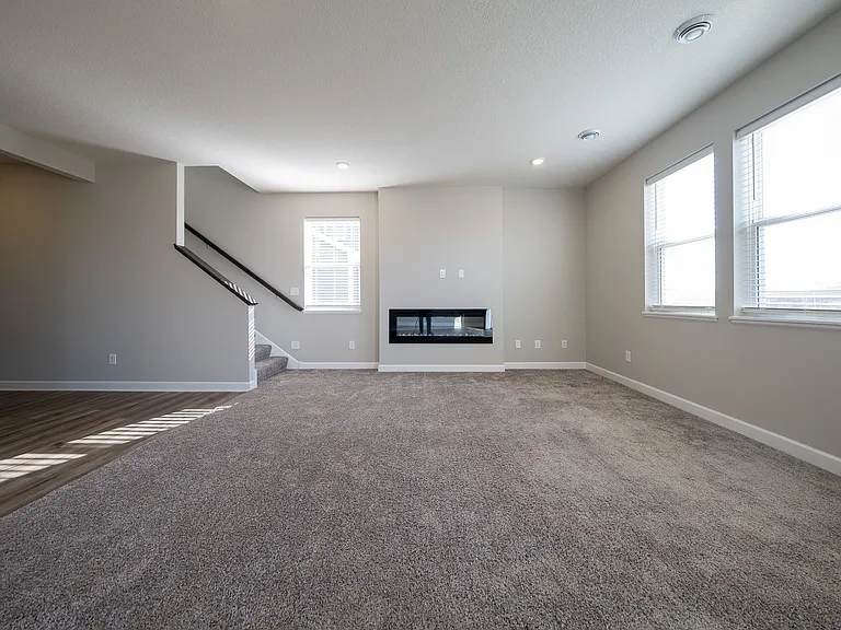 7368 183rd St W — Photo 3