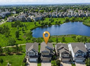 1708 32nd St NW, Edmonton, AB T6T 0P5