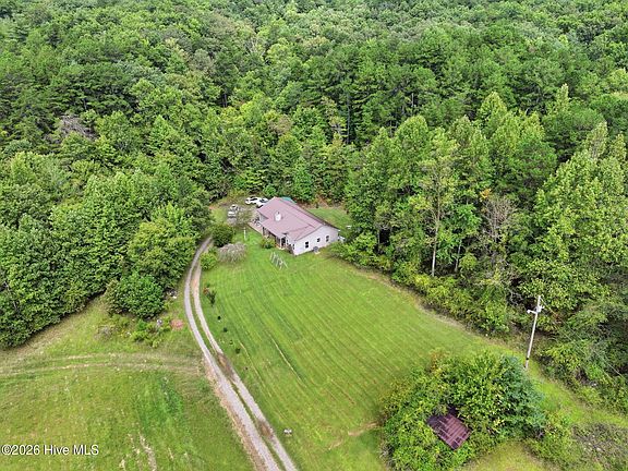 2nd image of 6844 Martins Creek Road